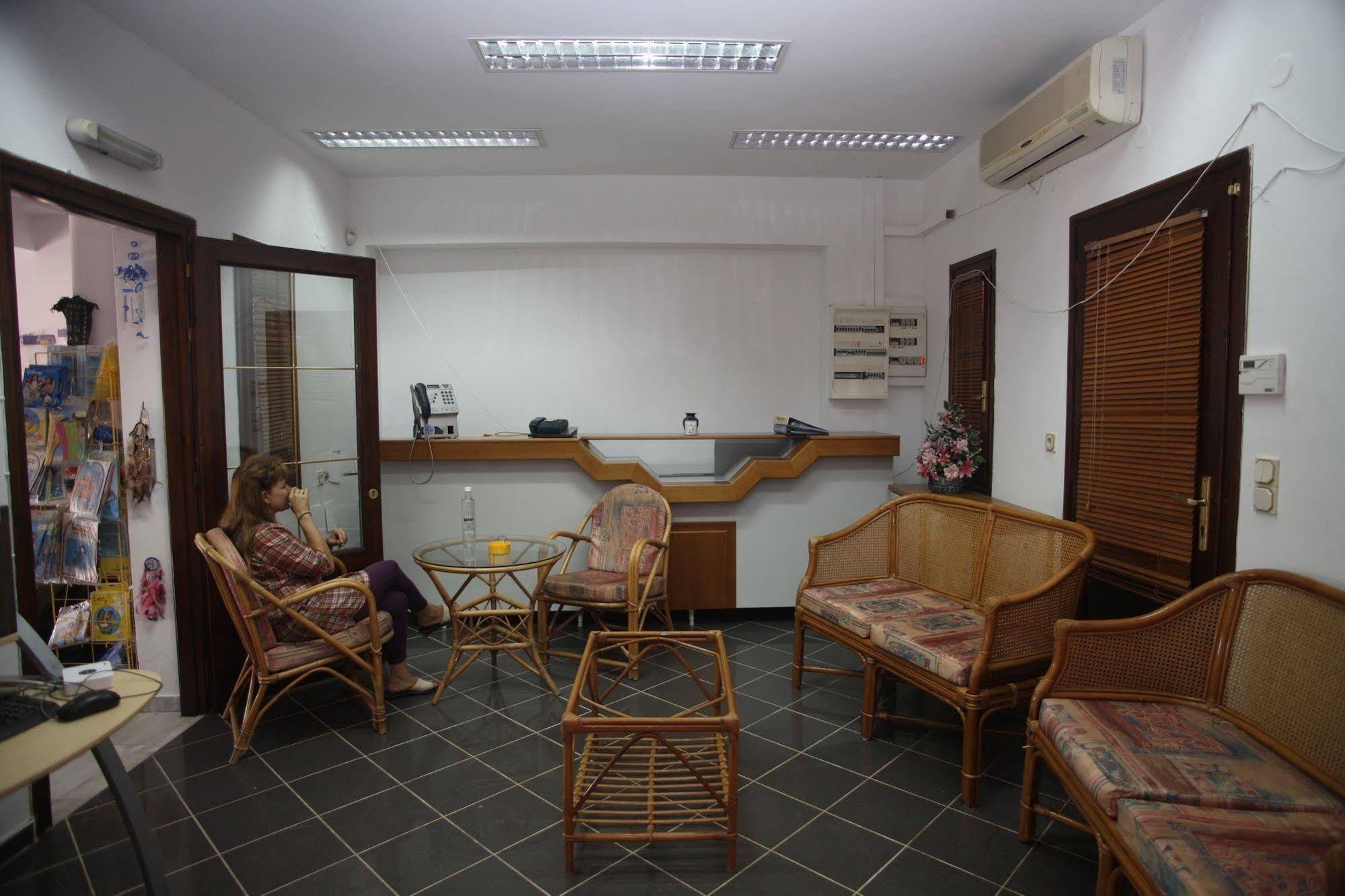 Rena Apartments Γούβες Εξωτερικό φωτογραφία