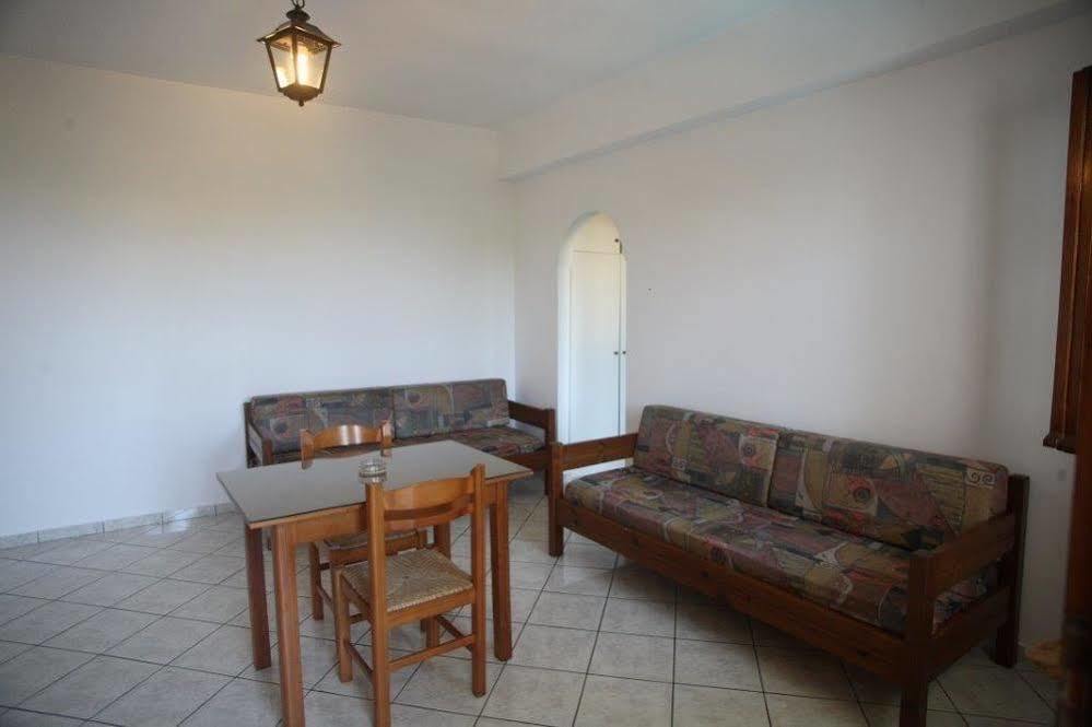 Rena Apartments Γούβες Εξωτερικό φωτογραφία