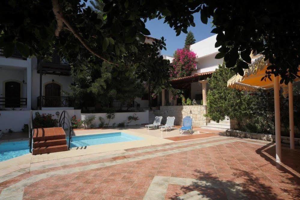 Rena Apartments Γούβες Εξωτερικό φωτογραφία
